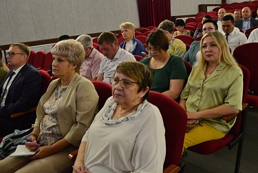 На востоке обсудили стратегию развития области